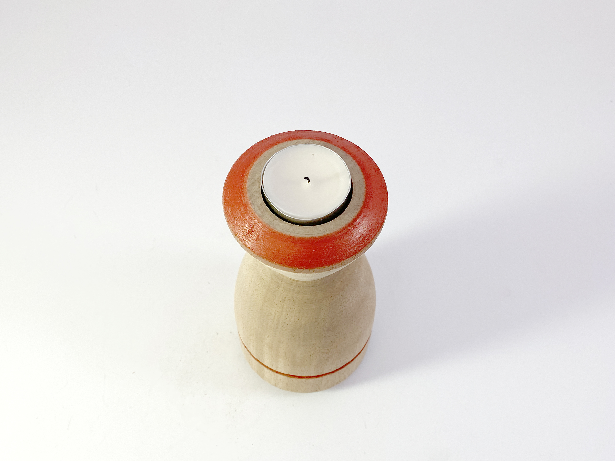 Roto-form candle holder